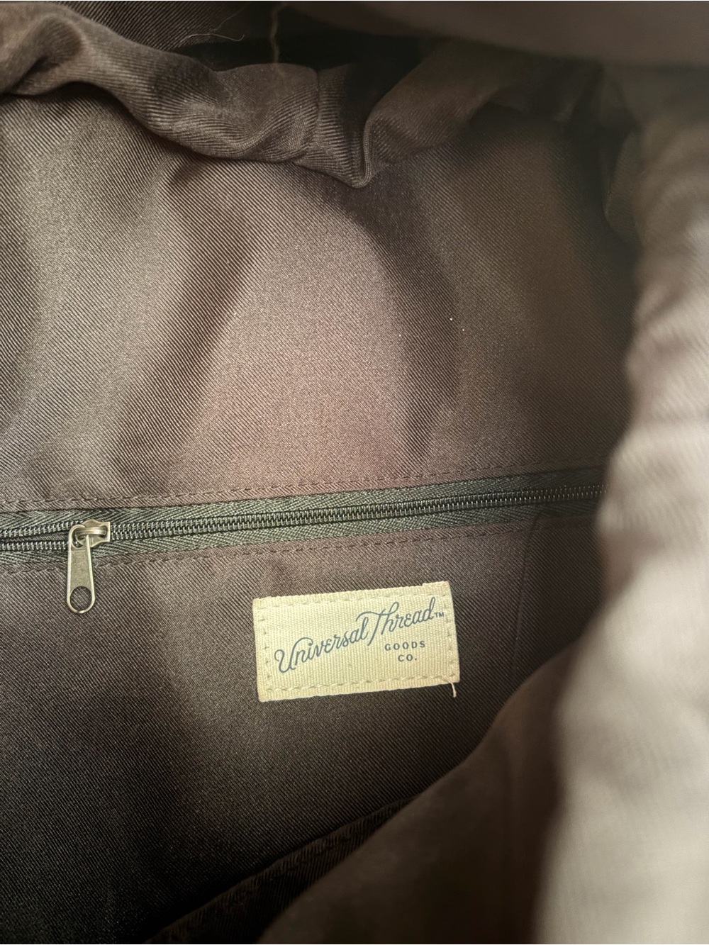 Universal thread backpack - Picture 2 of 4